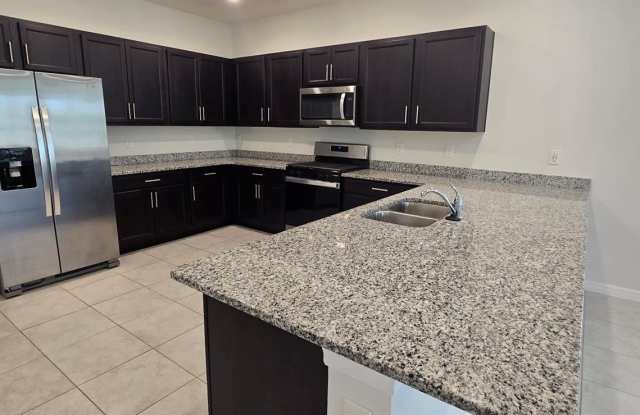 7193 SW 64TH STREET ROAD