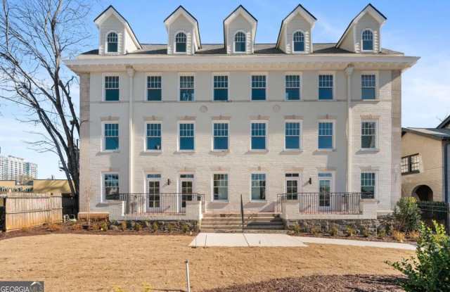 2909 Peachtree RD NE 108