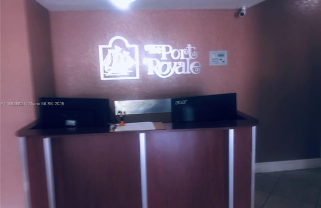 Photo of 6969 Collins Ave