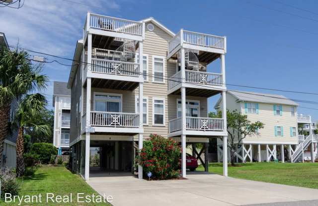 1506 Snapper Lane Carolina Beach, NC 28428 Unit #1