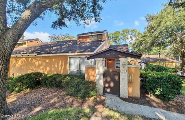 Photo of 763 DRIFTWOOD Circle