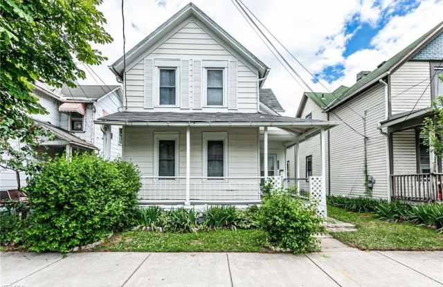 3121 W 11th Street