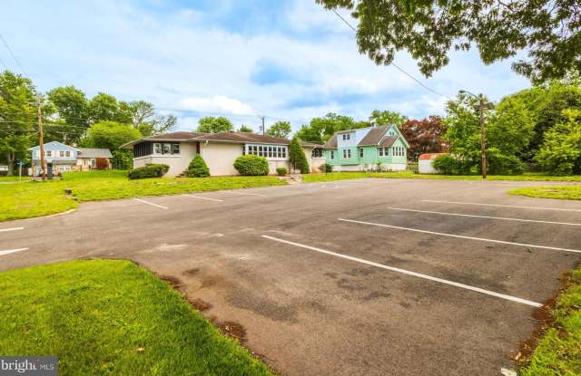 Photo of 102 BURNT MILL