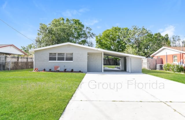 230 SW 4th St - 230 4th Street Southwest, Winter Haven, FL 33880