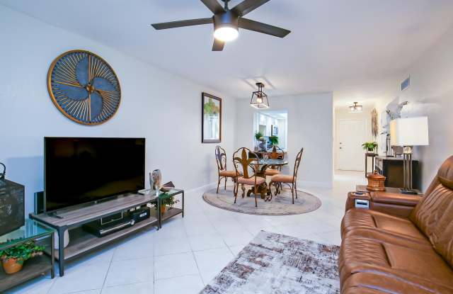 1225 Carlton Court unit: 205