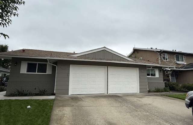 Photo of Beverly -Duplex