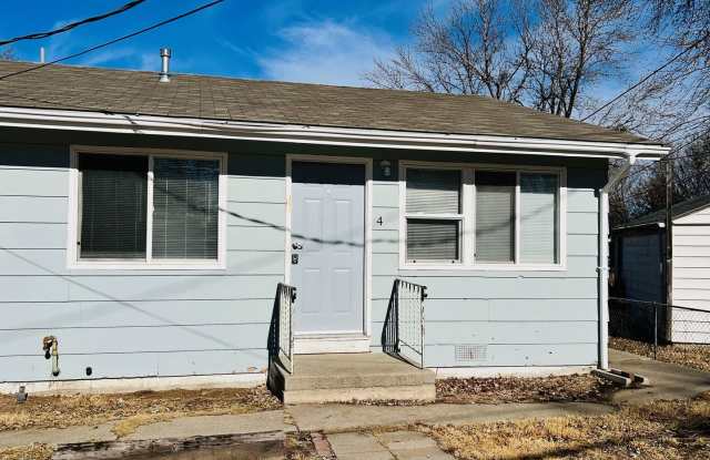 Updated 2 Bedroom Near Downtown Junction City