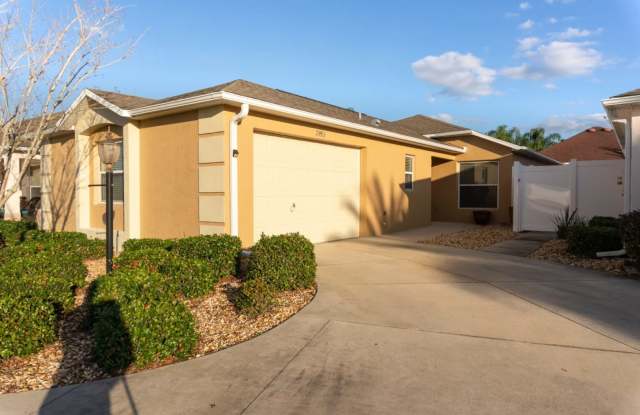 Photo of M2453 Violet (VCSC/M10)