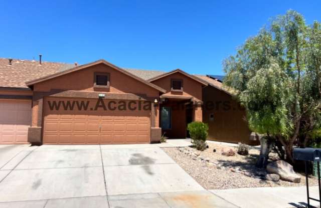 2145 East Calle Gran Desierto