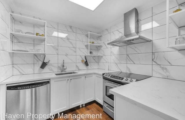 12429 NE 130th Ct Unit G-102