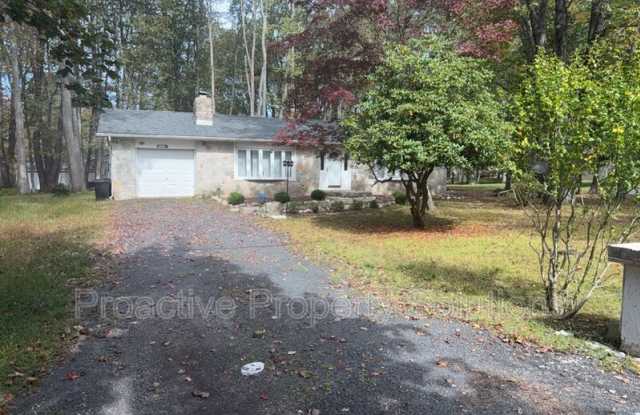 Photo of 5228 Hummingbird Dr