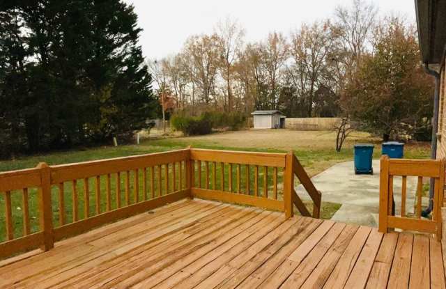 3 Bedroom Home With Large Bonus Room!