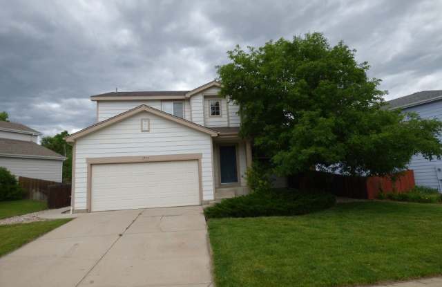 1711 Twin Lakes Cir - 1711 Twin Lakes Circle, Loveland, CO 80538