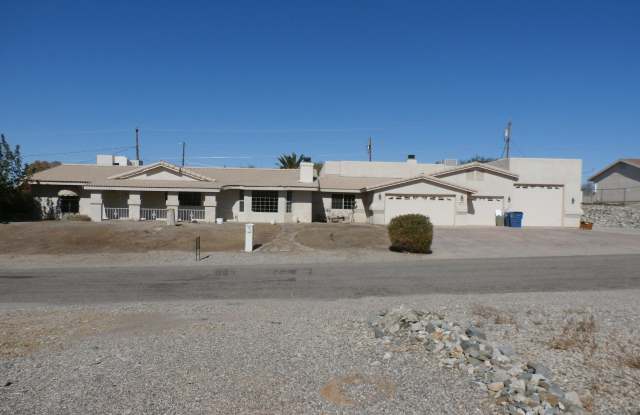 2245 Huntington Dr - 2245 Huntington Drive, Lake Havasu City, AZ 86403