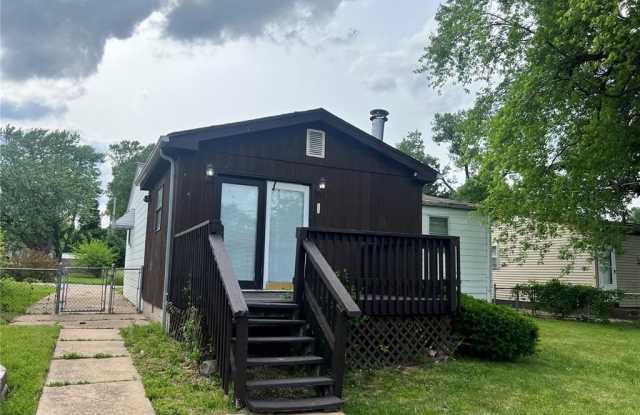 11876 Criterion Avenue