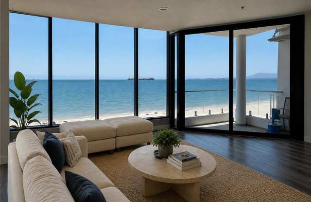 6117  East Seaside Way