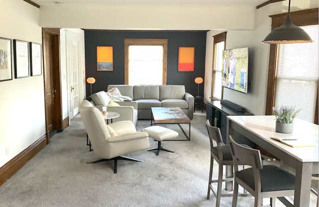 4412 Washburn Ave S # 2