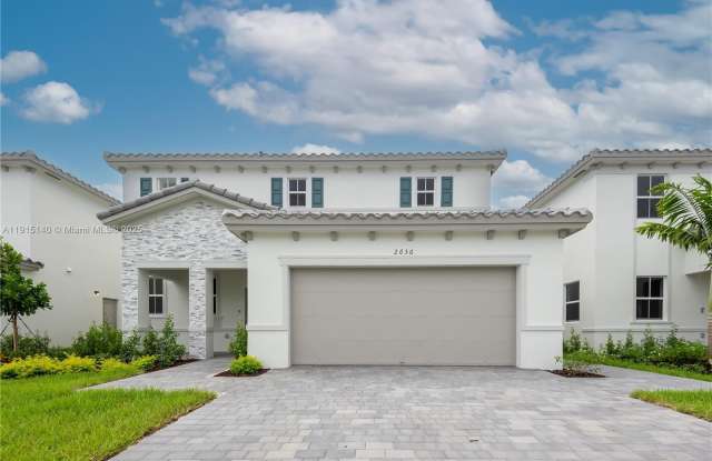 Photo of 2636 SE 8th Ct