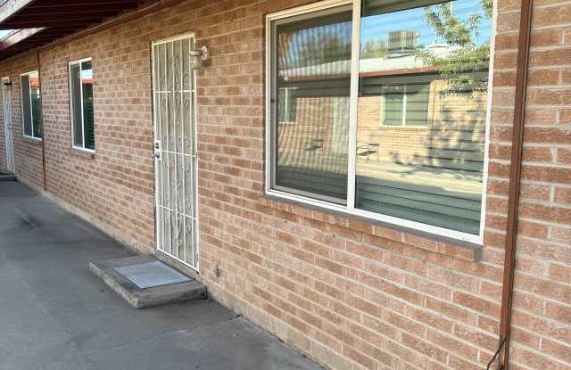 203 East Glenn Street