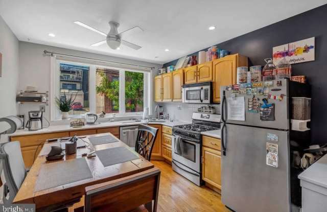 1815 BAINBRIDGE Street unit: 1