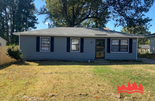 3829 Ford Rd - 3829 Ford Road, Memphis, TN 38109