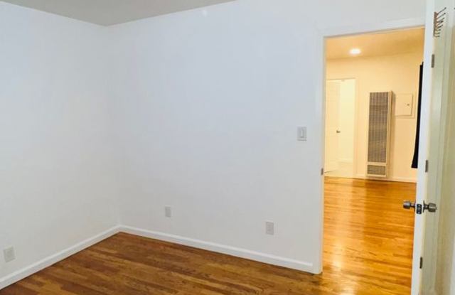 Photo of 3958 S. Normandie Ave