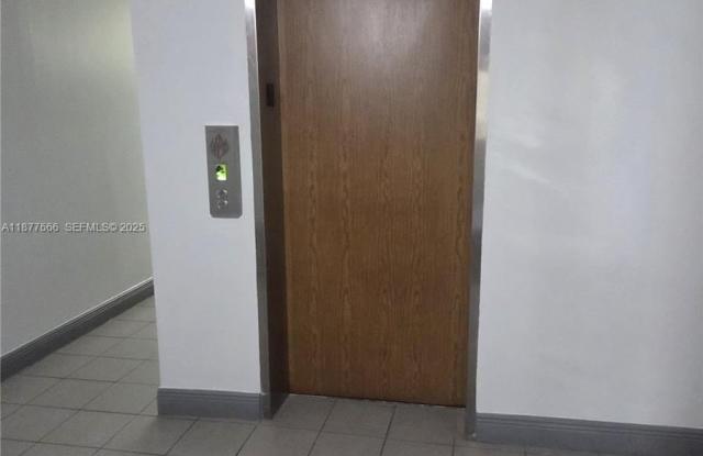 9320 Fontainebleau Blvd