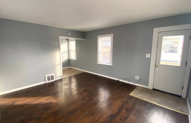 COMING SOON.  2 Bedroom Home for Rent in popular Peoria Heights location!