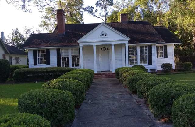 Photo of Great home near VSU!