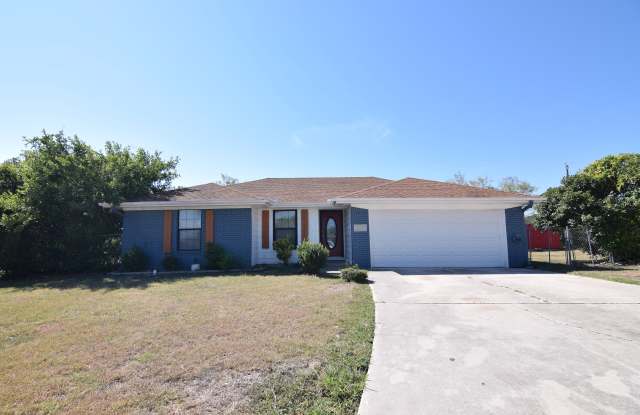 Photo of 203 Chestnut Dr