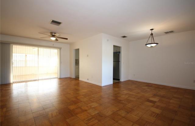 1429 SEABREEZE STREET