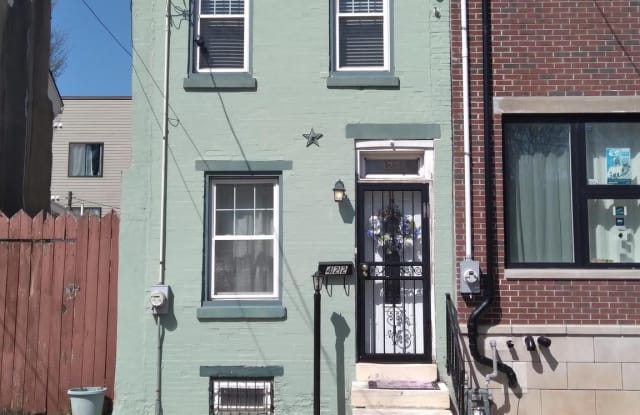 422 N SLOAN STREET - 422 North Sloan Street, Philadelphia, PA 19104