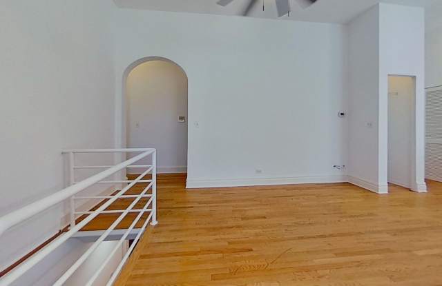 Duplexed Lakeview Three Bedroom Two Bath