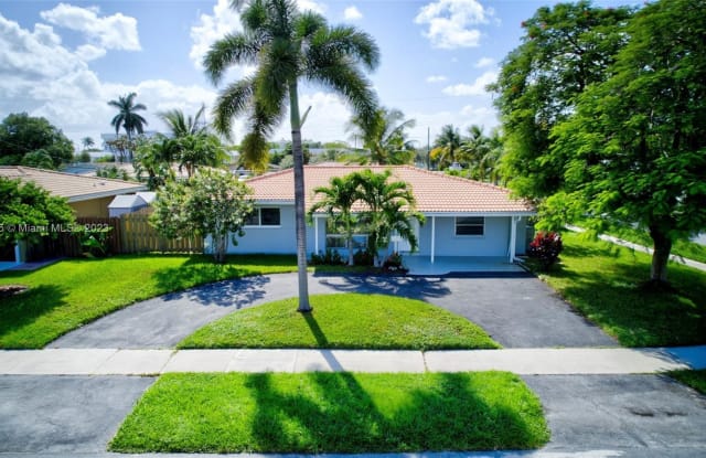 301 SE 1st Ter - 301 Southeast 1st Terrace, Pompano Beach, FL 33060