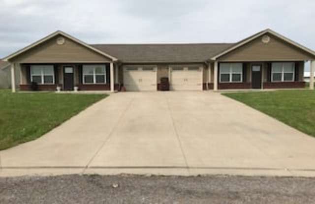 55 Railsplitter Road