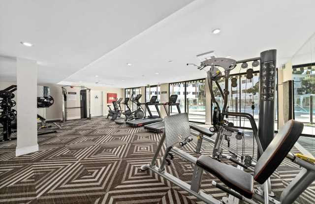 Summerview Beach Resort Luxury Apartments