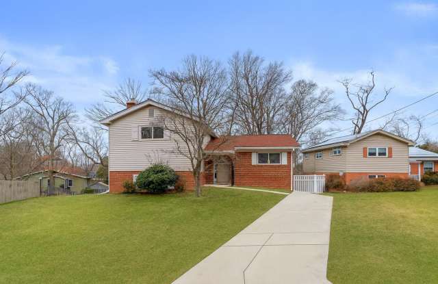 Photo of 4 Bed 3 Bath - Takoma Park Split Level - Move In Ready