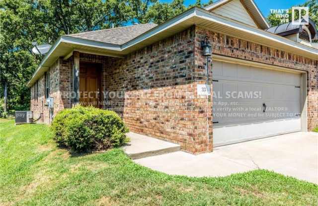 33  S Woodsprings  DR
