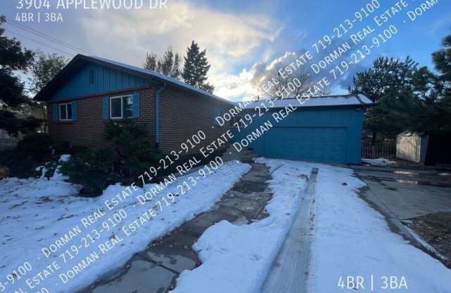 3904 Applewood Dr