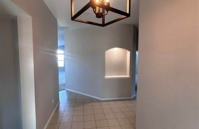 6902 Golden Oak Lane