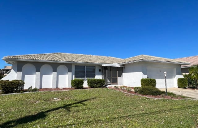 827 Bal Harbor Blvd - 827 Bal Harbor Boulevard, Punta Gorda, FL 33950