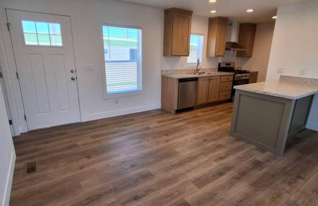 4388 E Lake Mead Blvd