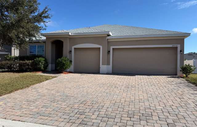 Single Family Home in Clermont