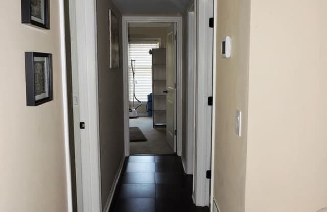 430 Queens Rd
