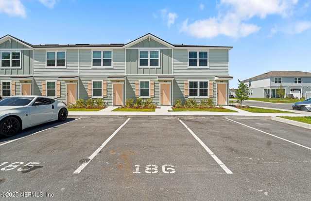 Photo of 580 RUNNING WOODS Street