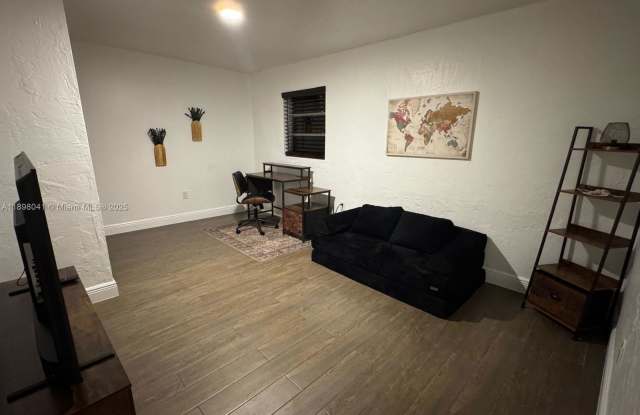 256 Northwest 82nd Terrace