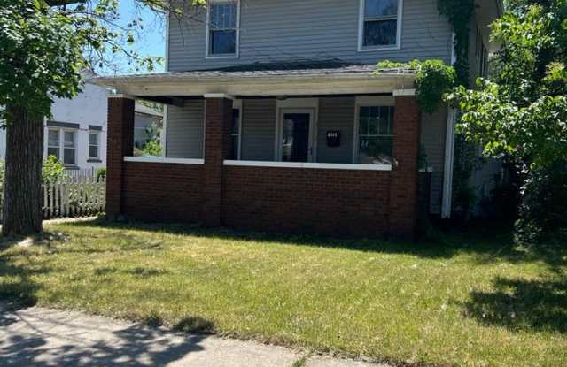 3112 Mishawaka Avenue
