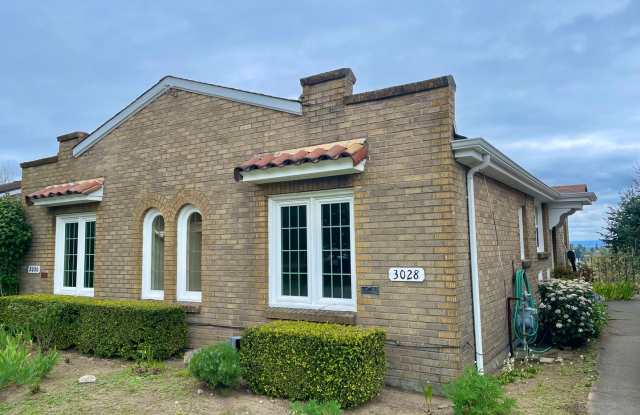 Magnolia 2-bed Townhome with a View! photos photos