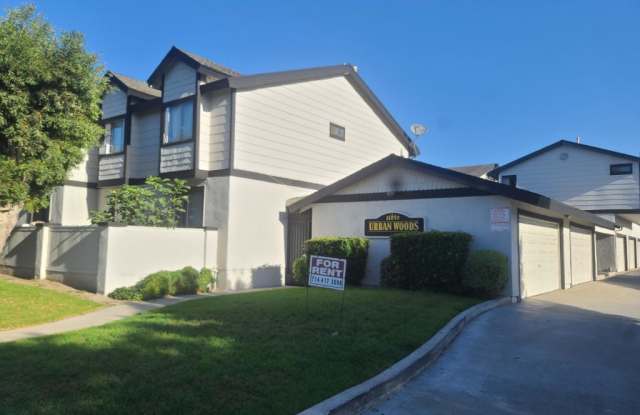 Photo of 11655 Trask Ave