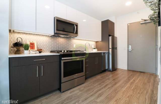 1236 S Michigan